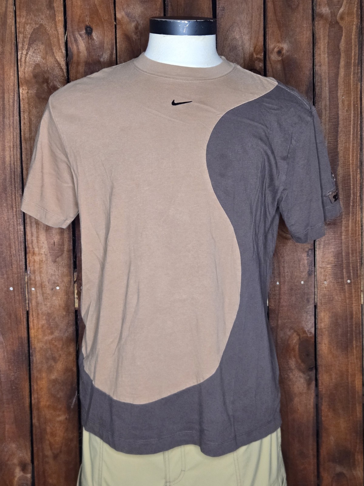 Nike NSW 2 Tone Brown Shirt Large gallery