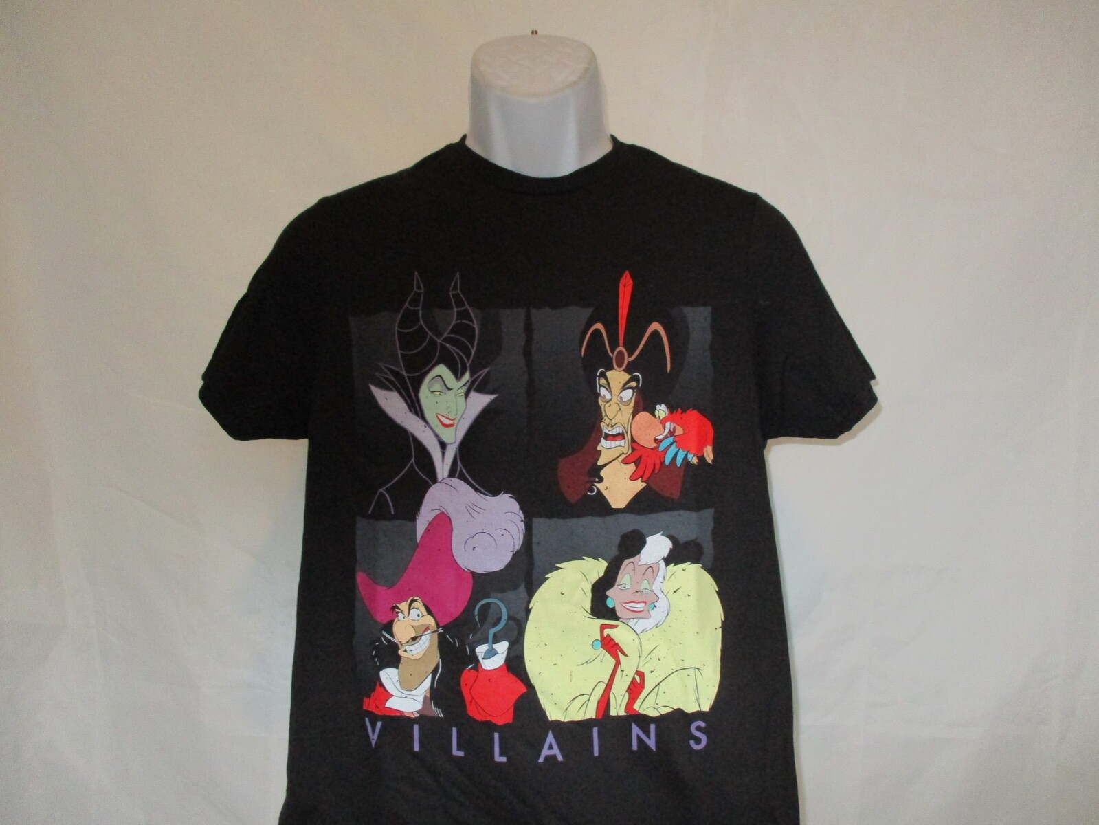 Disney Villains Maleficent, Cpt Hook, Ursula, Black T-shirt - Men's S - L NEW gallery