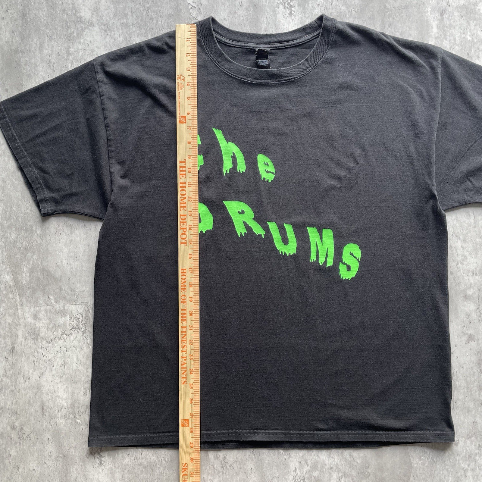 The Drums T Shirt Mens XL Brutalism 2019 Tour Neon Slant Indie Rock Group Band gallery