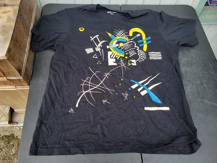Uniqlo MoMA Shirt Mens XL Black Abstract Art Graphic Tee T Shirt Short Sleeve