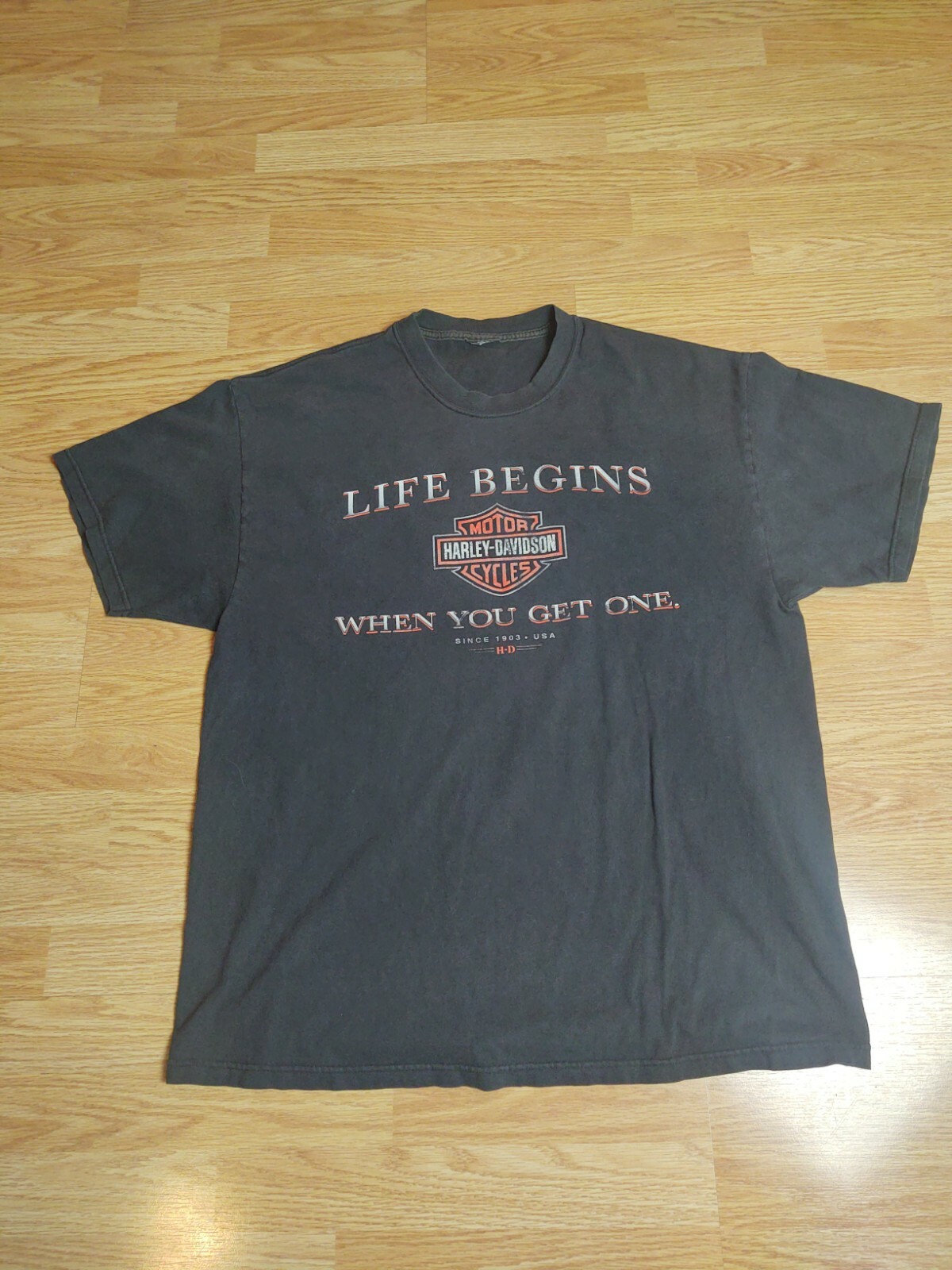 HARLEY DAVIDSON St. Paul Mn Short Sleeve Graphic T Shirt. See Measurements C10 gallery