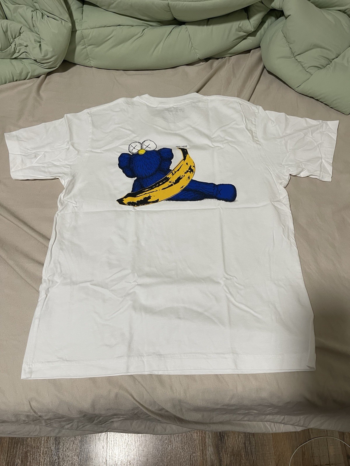 Uniqlo UT klaws White Graphic Tee S Regular Double-Sided gallery