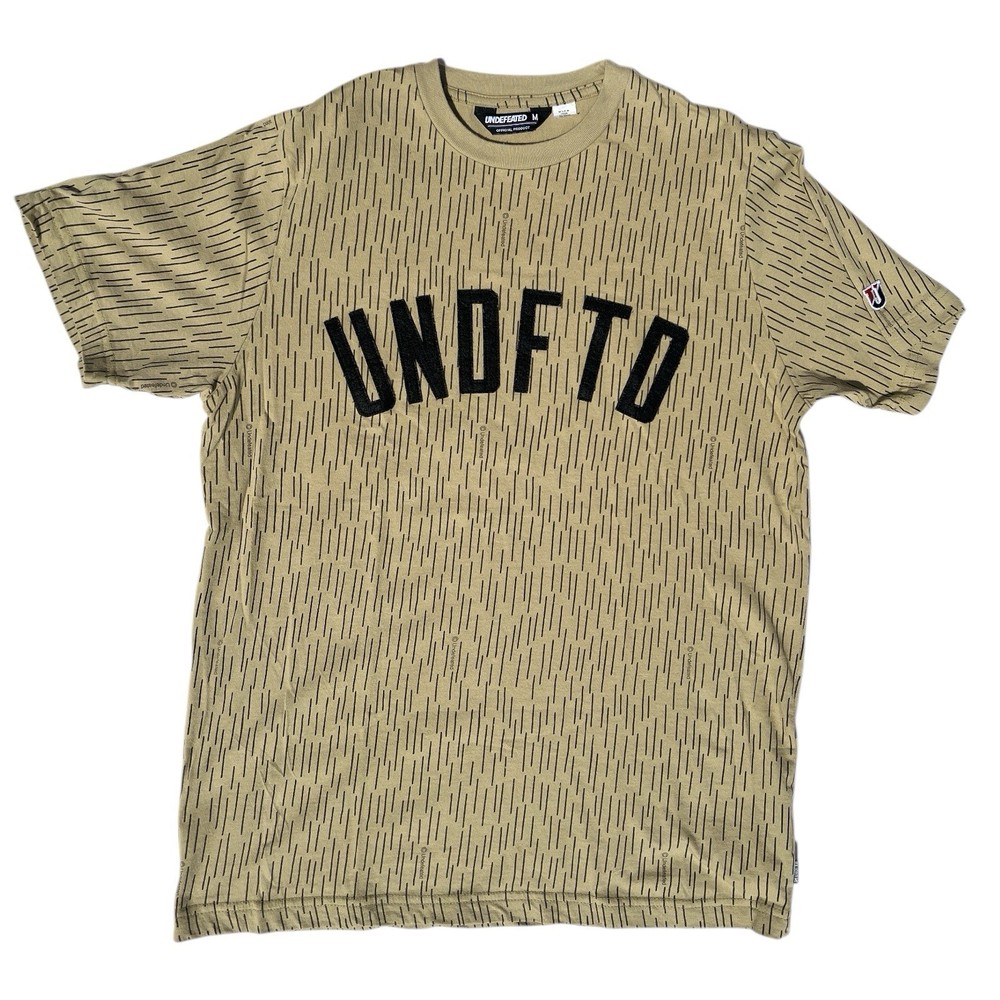 Undefeated T Shirt Size Medium Beige All Over Print Logo UNDFTD Art Urban Stripe