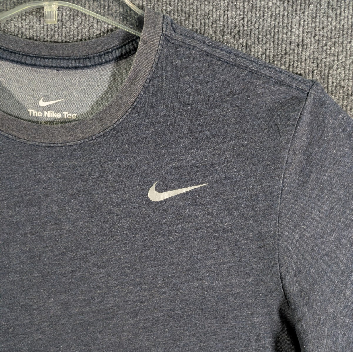Nike Dri-Fit T-Shirt Medium Blue Swoosh Train Gym Run Active Wear Tee gallery