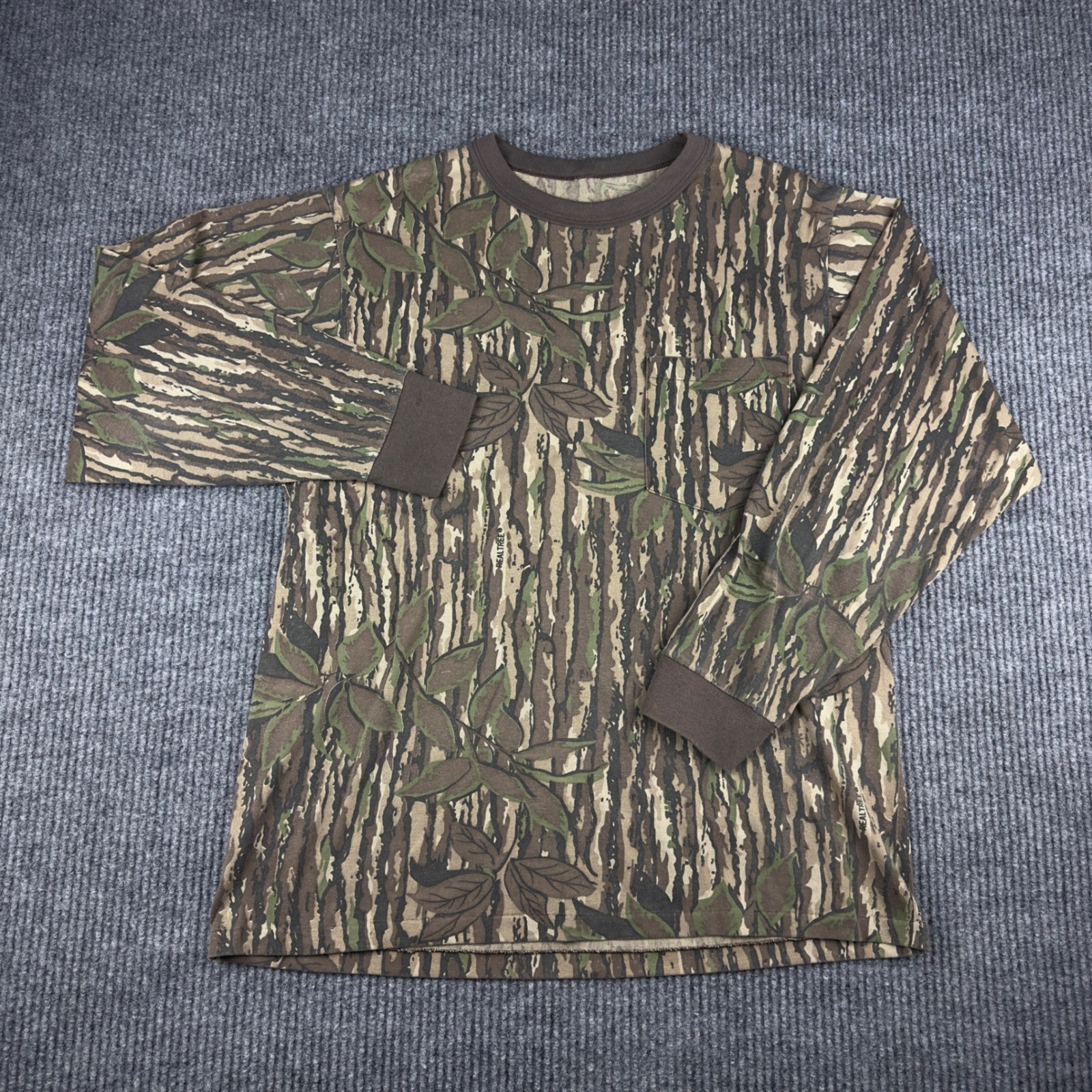 Vtg Realtree Camo Long Sleeve Pocket T-Shirt Mens Brown Bark Hunting Top Flaw gallery