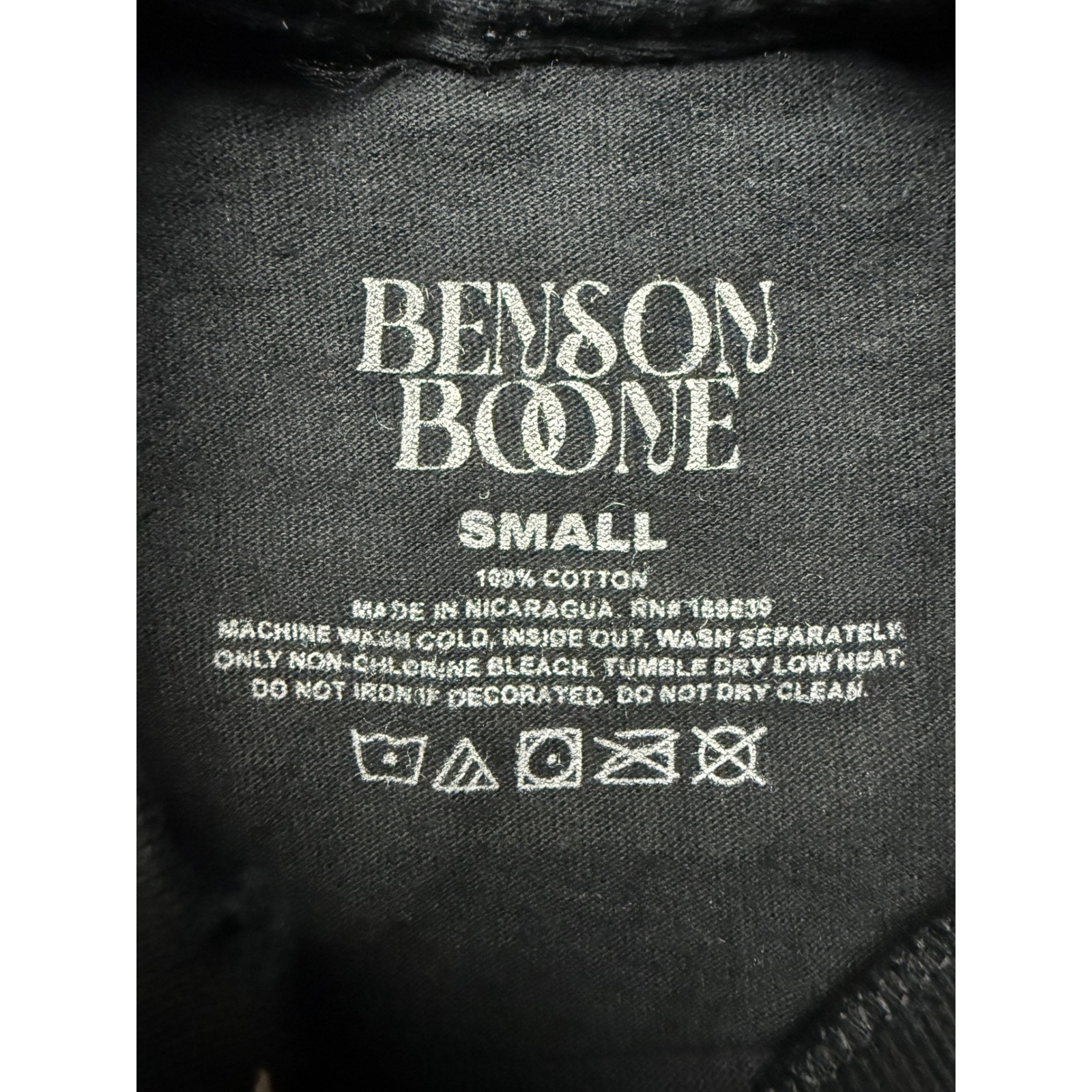 Benson Boone American Heart Tour 2023 T-Shirt Black Cropped Small Concert Merch gallery