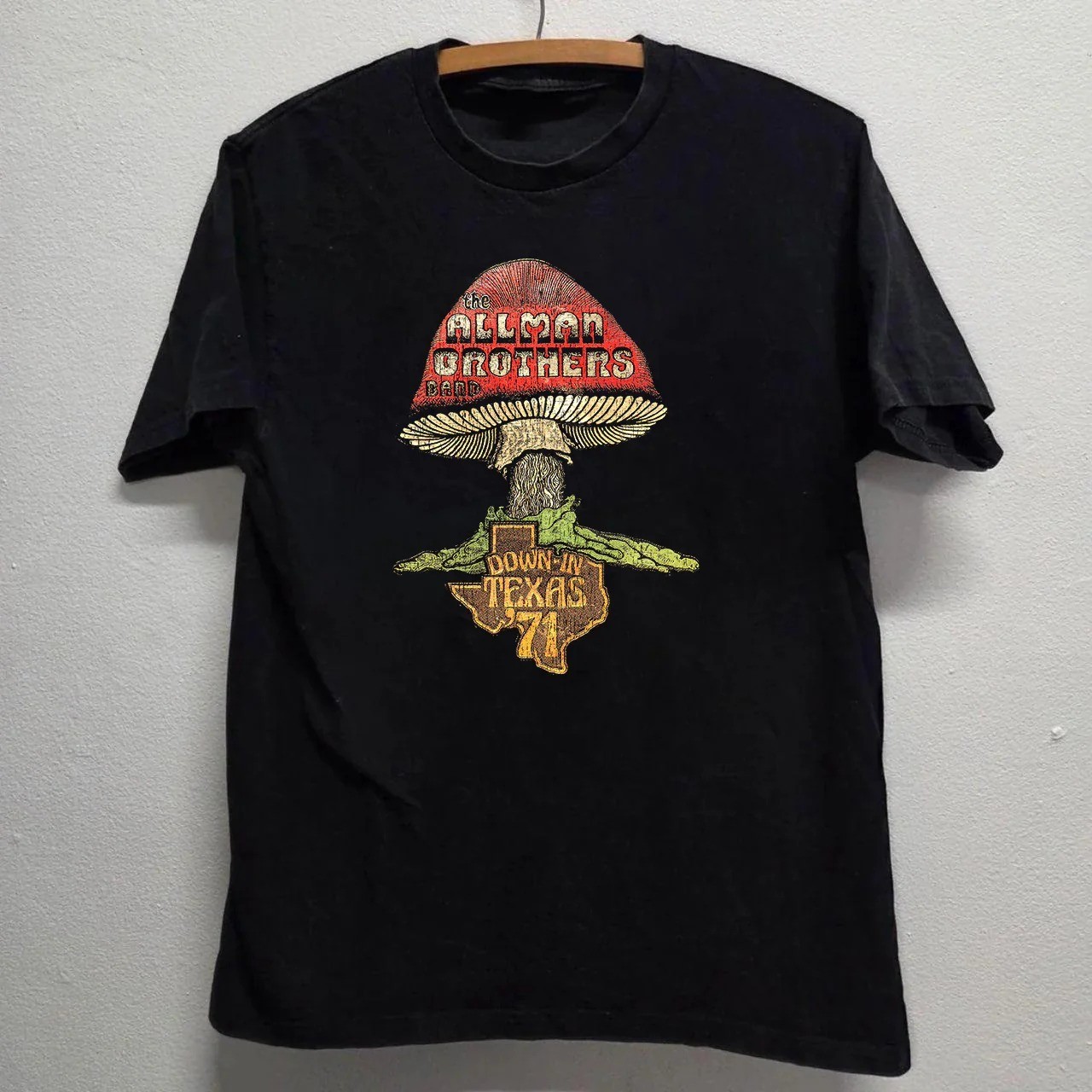 Allman Brothers Down In Texas '71 GRAPHIC UNISEX T-SHIRT S-5XL gallery
