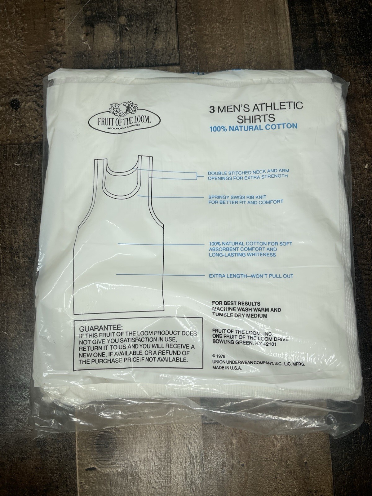 Vtg 1978 Men Athletic Shirt (3 Pack) White T-Shirt Fruit Of The Loom Medium38-40 gallery