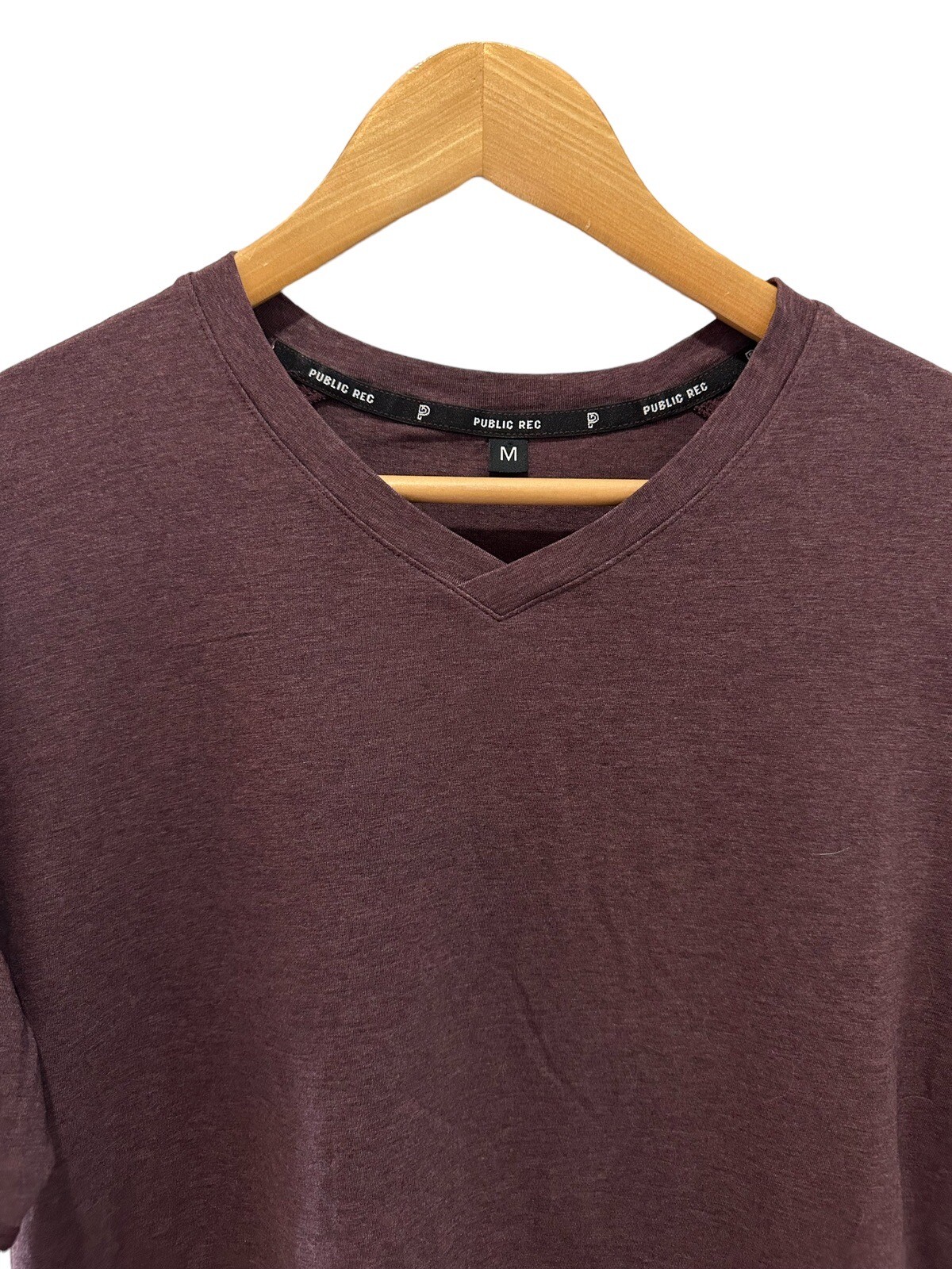 Public Rec Men's Go-To-Crew T-Shirt V-Neck Maroon Cotton/Tencel/Spandex Sz M euc gallery
