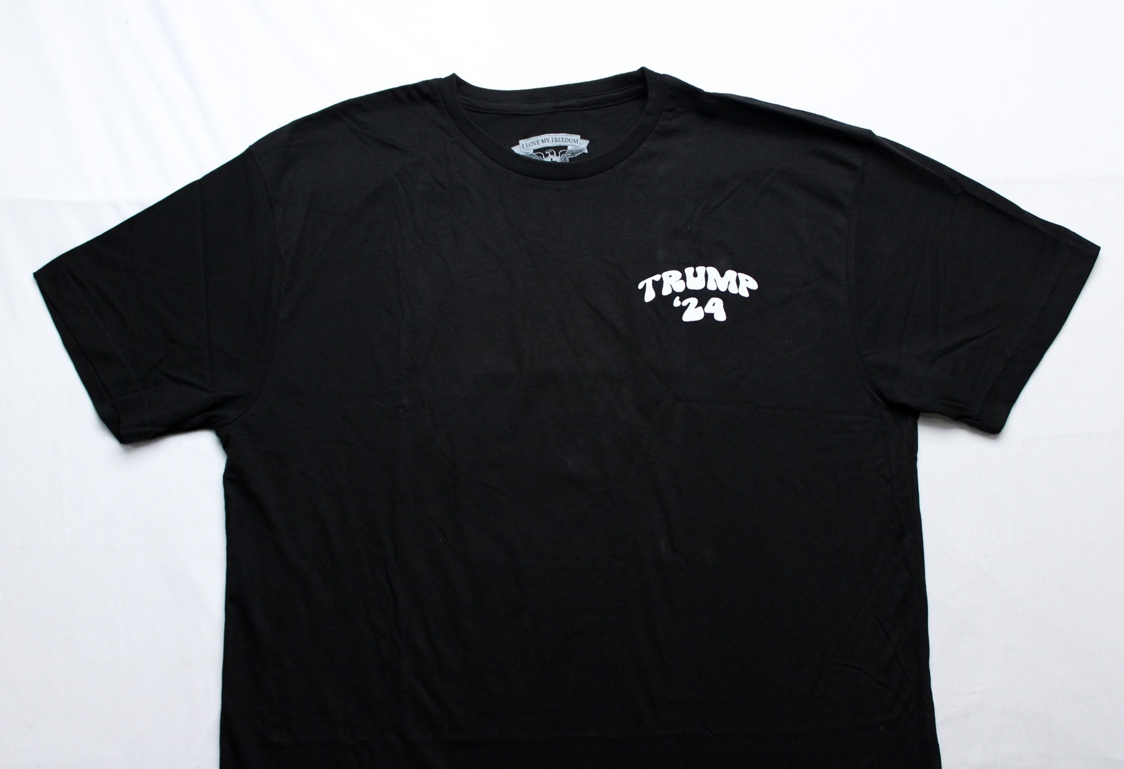 ILMF Unisex Adult's Happy To Vote For A Felon Smiley Tee EJ3 Black Size XL gallery