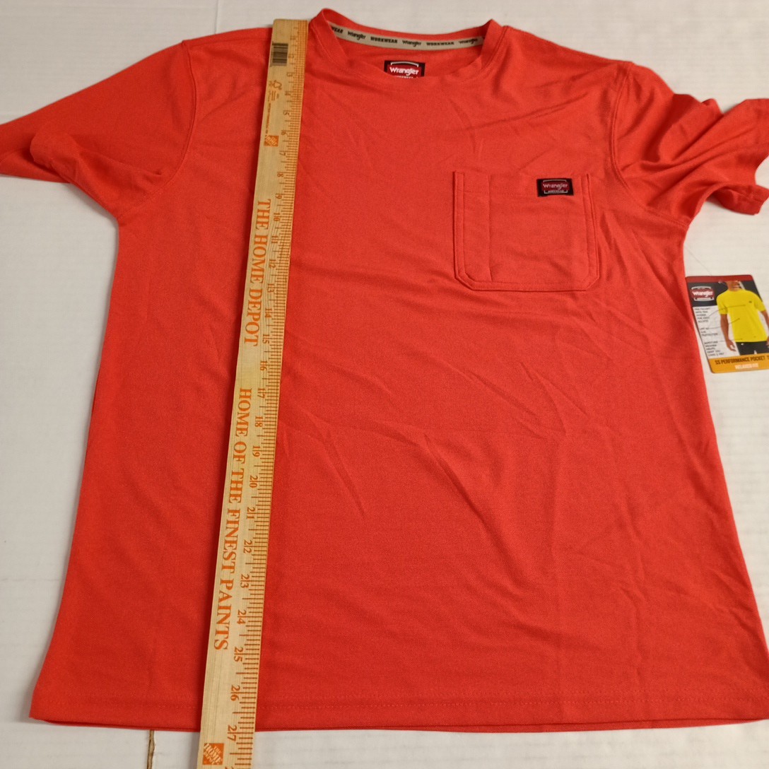 Wrangler Workwear Men's Short Sleeve Performance Tee Cayenne Size S (34-36) NWT gallery