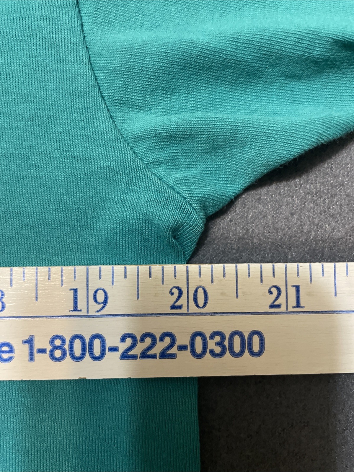 Single Stitch Screen Stars Tag 'I'd Rather Be Quilting.' Teal Crewneck Size LG gallery