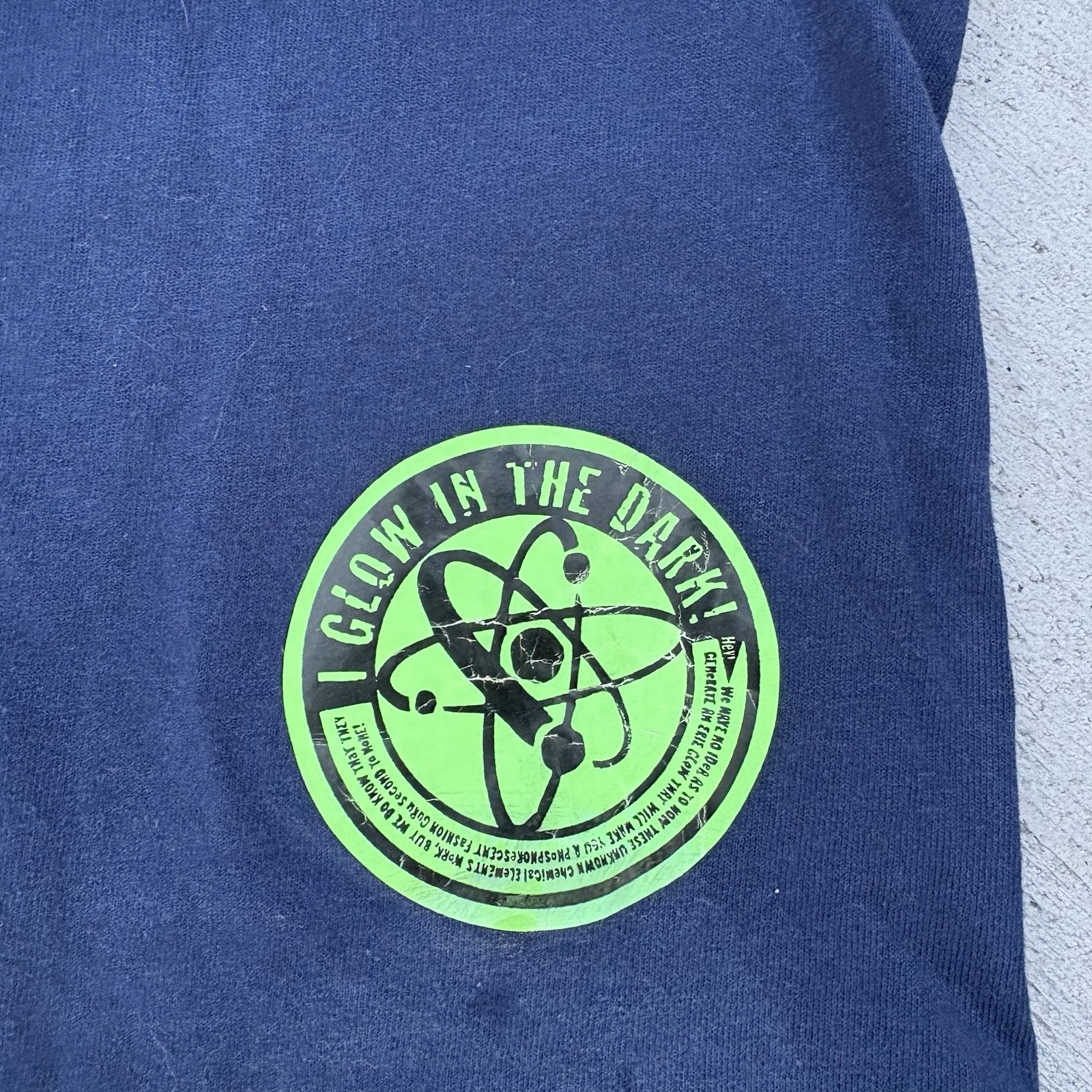 Y2K Dr Sues Mens XL Grinch Glow In The Dark University Tee Shirt Christmas Green gallery