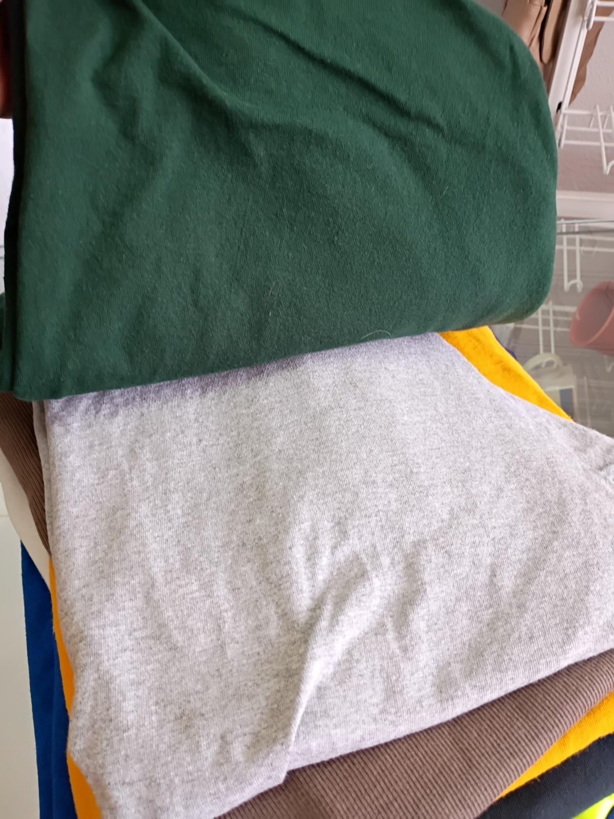 Lot Of 5 Pounds Mix Color Fibers Large To XL T Shirts Multiple Types Men's And W gallery