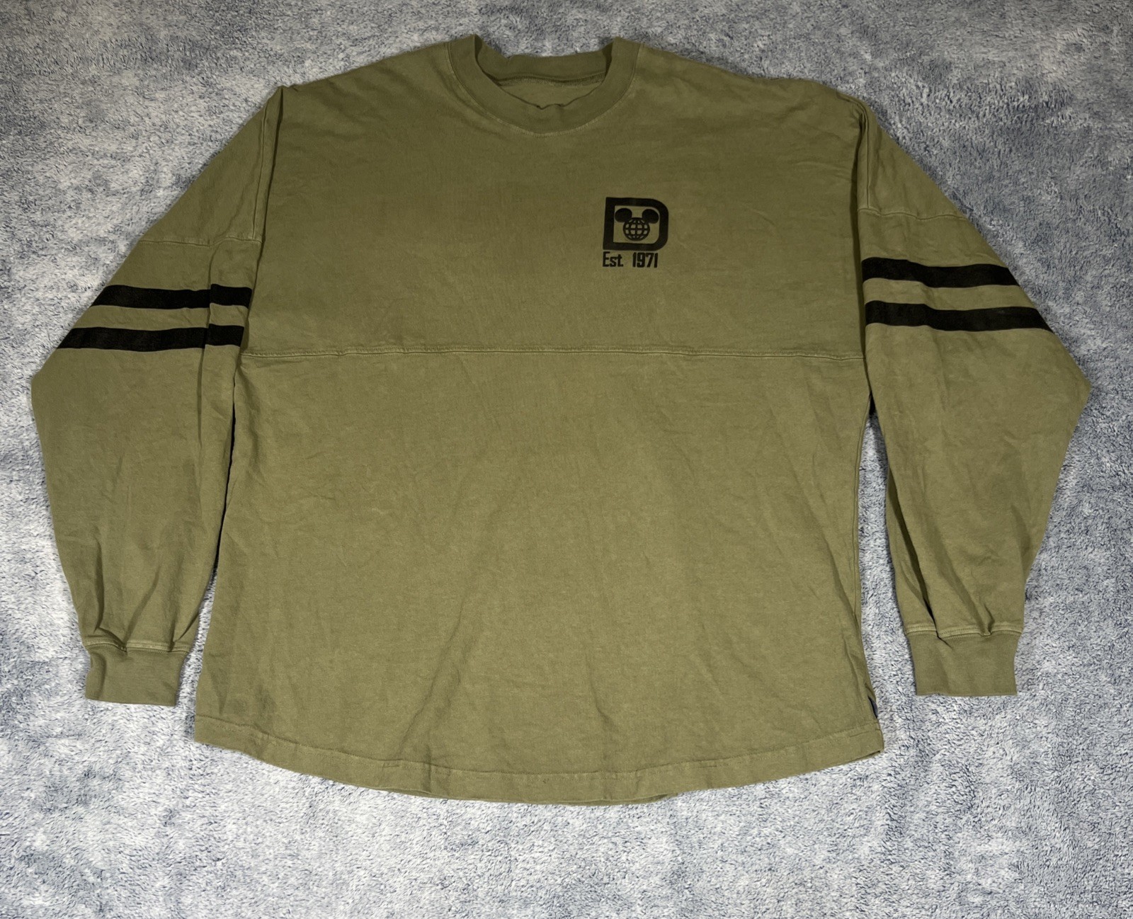 Disney Parks Spirit Jersey LS Pullover Men’s XL Army Green Walt Disney World