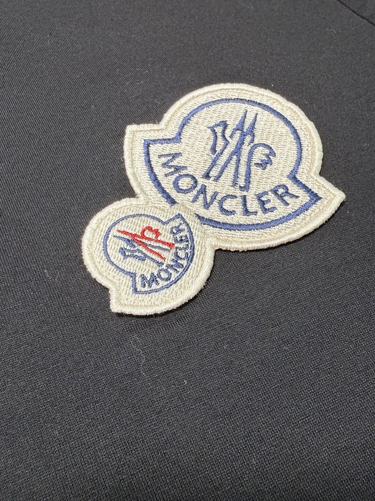 Moncler Black T-Shirt Size M Logo Patch Authentic Tried On Only gallery