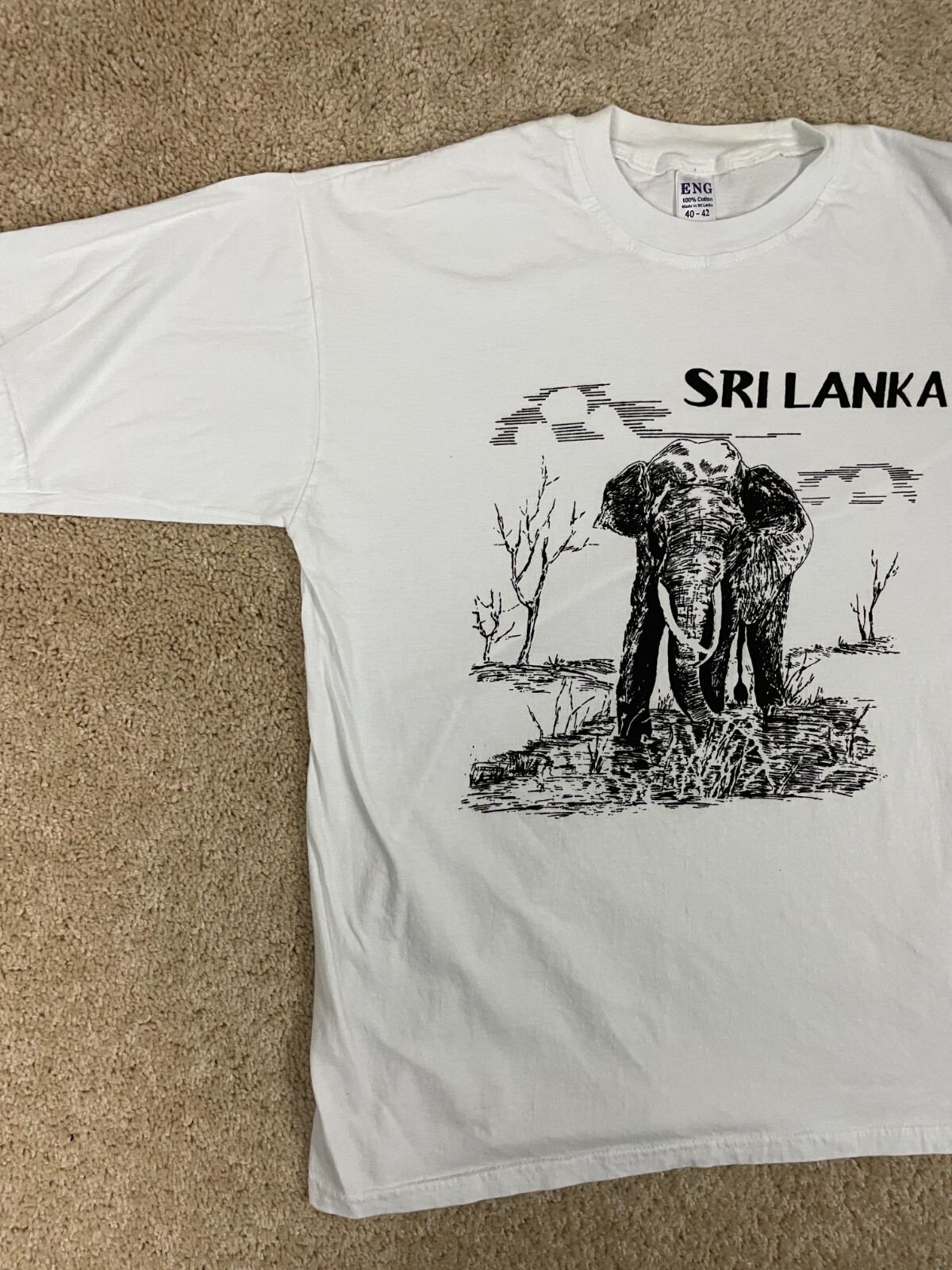 ENG T-Shirt Mens Large Regular Fit Crew Neck Sri Lanka Wildlife Elephant White gallery