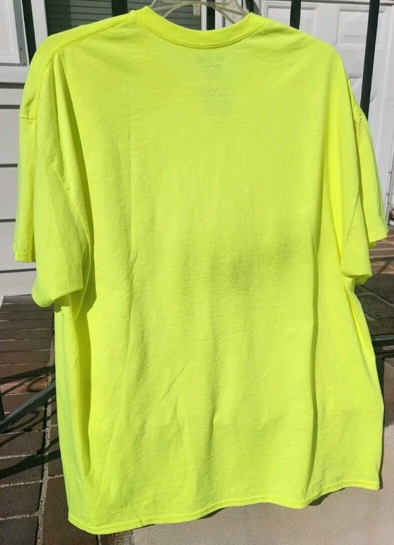 Safety Yellow Caution T-Shirt 2XL Men Women Unisex Unused Gildan Garments gallery
