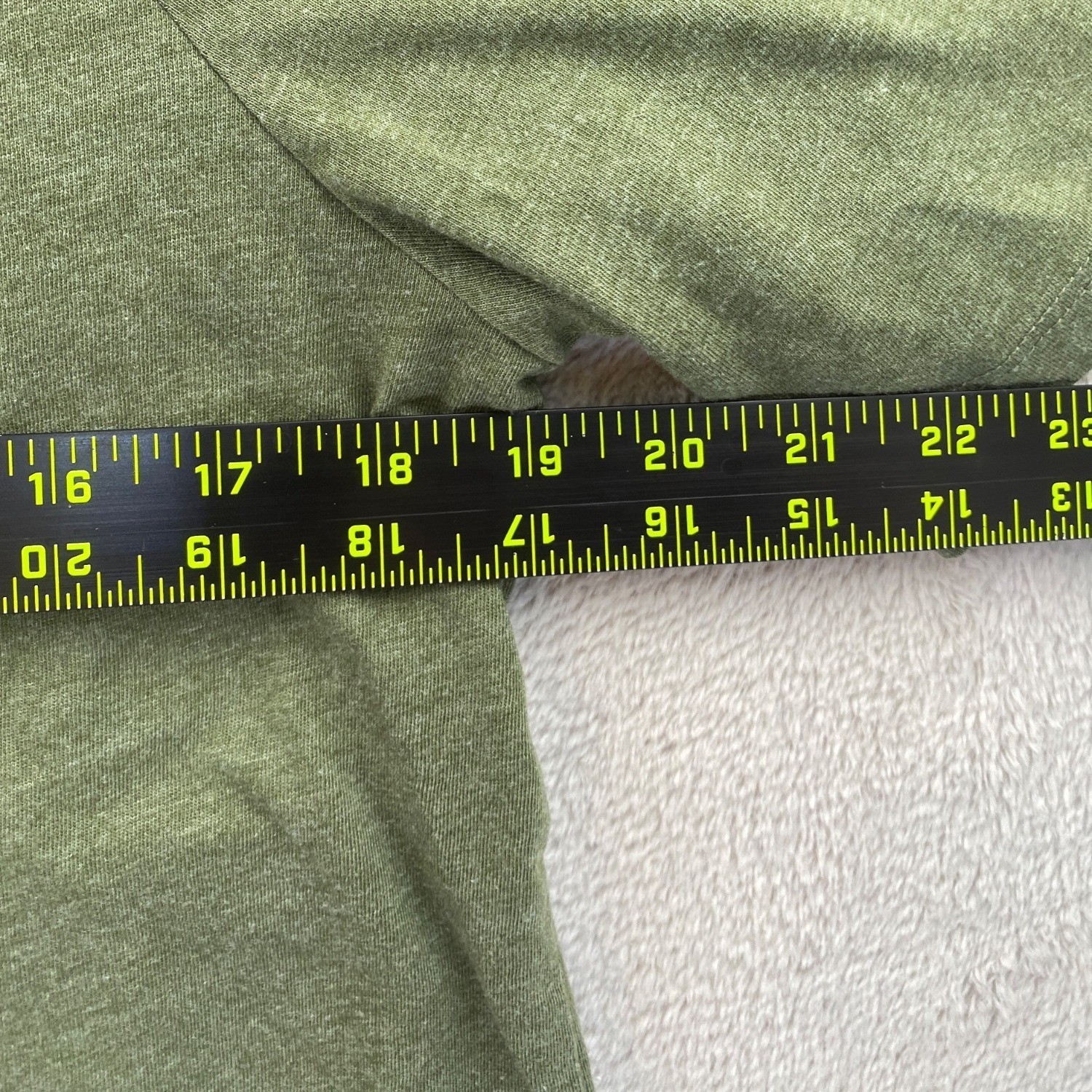 Eddie Bauer Men's Lounge T-Shirt Medium Green Short Sleeve Crewneck Casual Tee gallery