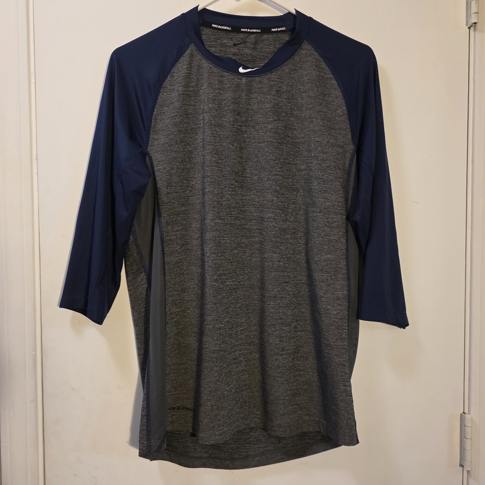 Nike Dri Fit Medium 3/4 Sleeve Gray Blue T-Shirt Top Polyester Spandex WS269 gallery