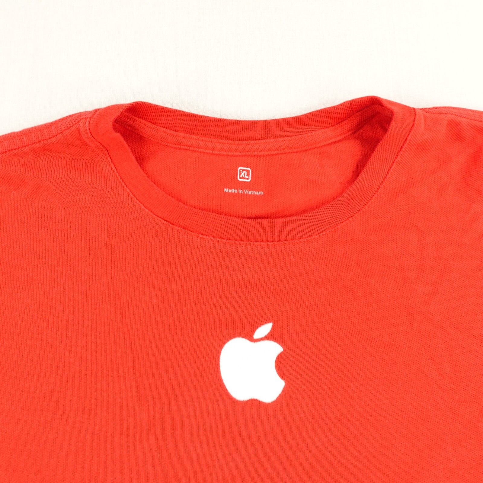 Apple Shirt Mens XL Red Embroidered Thermal Employee Uniform Macintosh Genius gallery