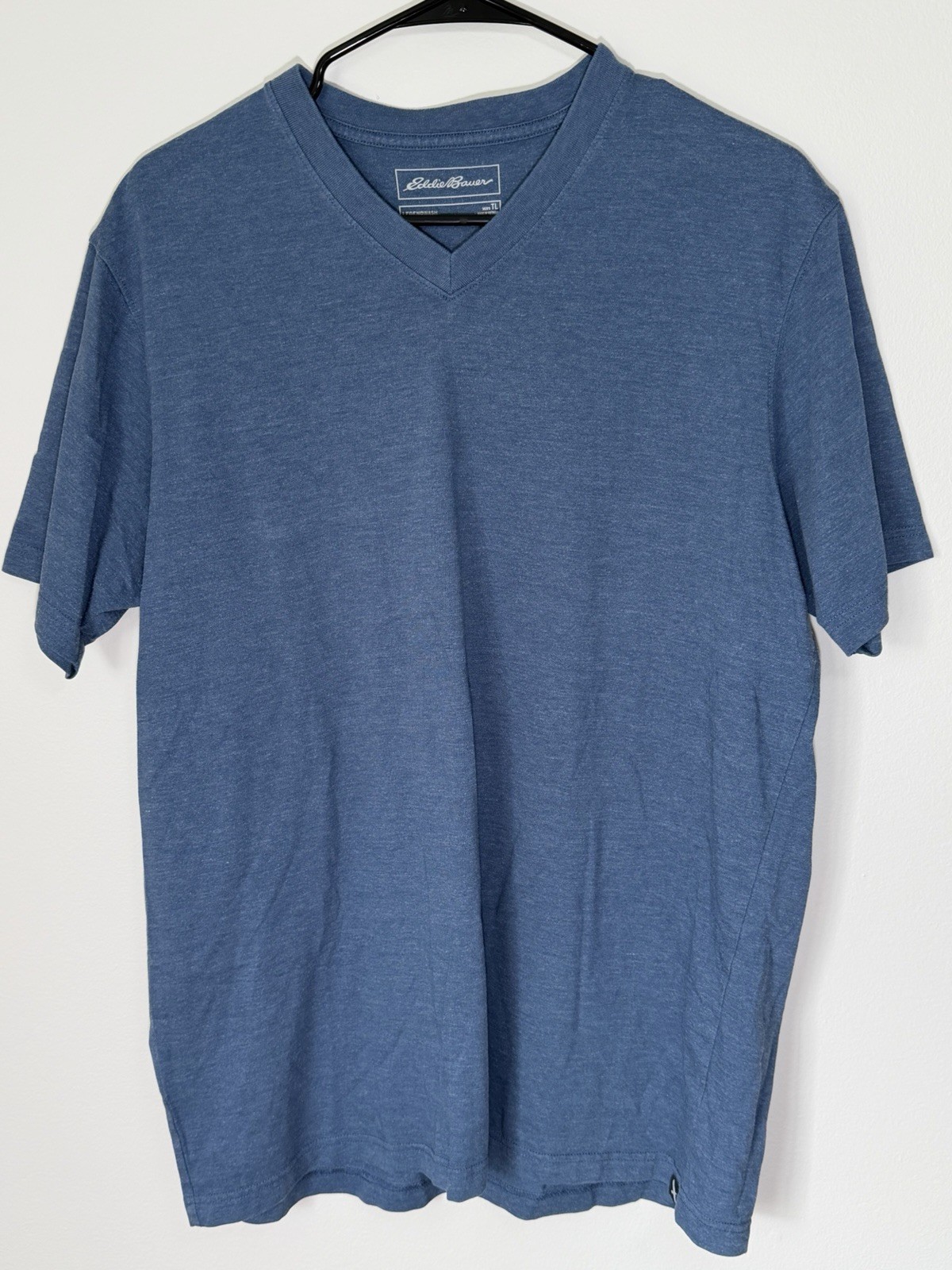 Eddie Bauer Men TL Blue V-Neck Short Sleeve T-Shirt gallery
