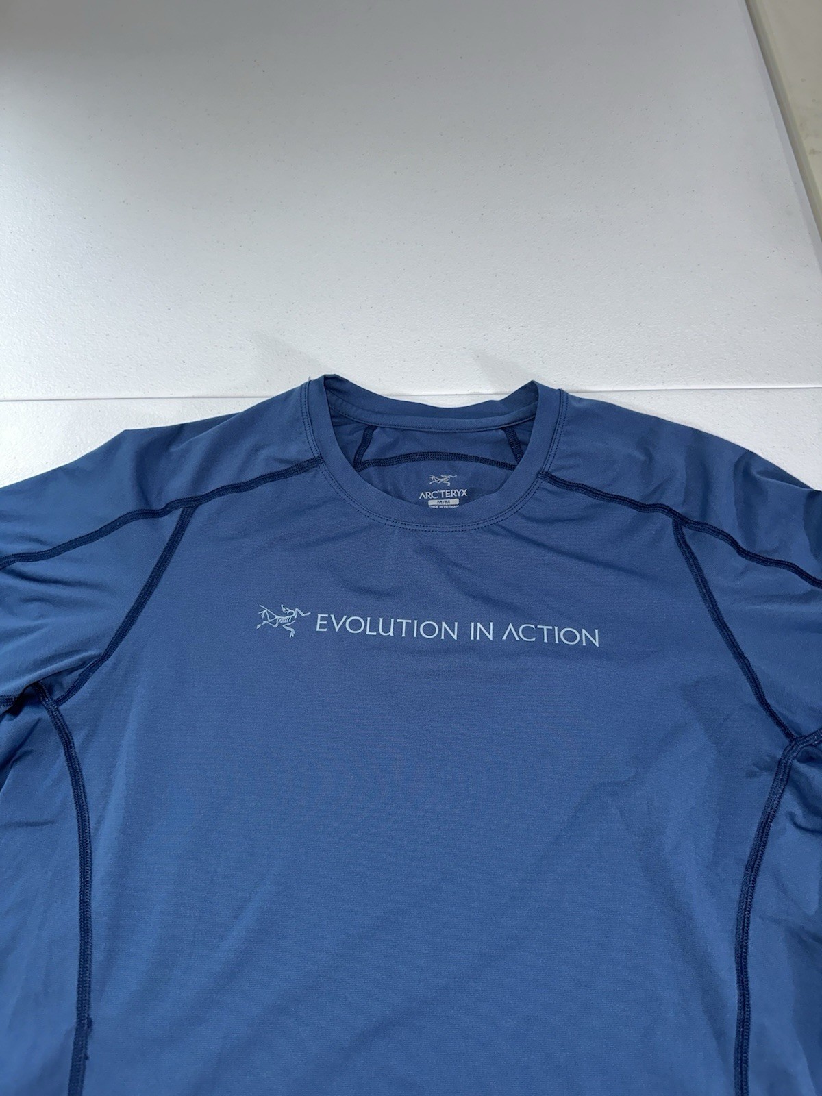 Arcteryx Men’s M Evolution In Action Blue Mens T-Shirt Performance gallery