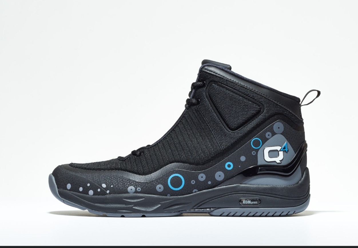 Q4 Jet Black Basketball Shoes Size 12 Brand Q4SPORT COLOR black And Blue