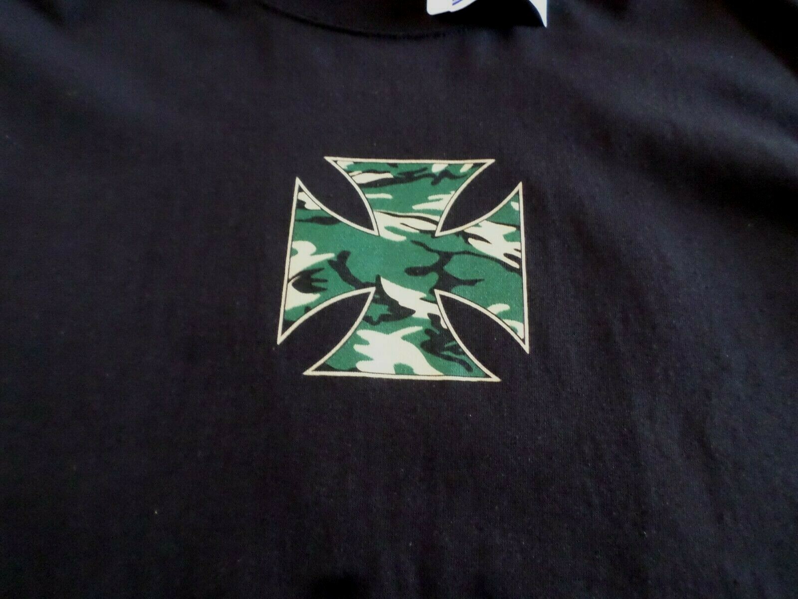 U.S MILITARY ARMY T- SHIRT IRON CROSS MADE IN THE USA BLACK INK DESIGN MEDIUM gallery