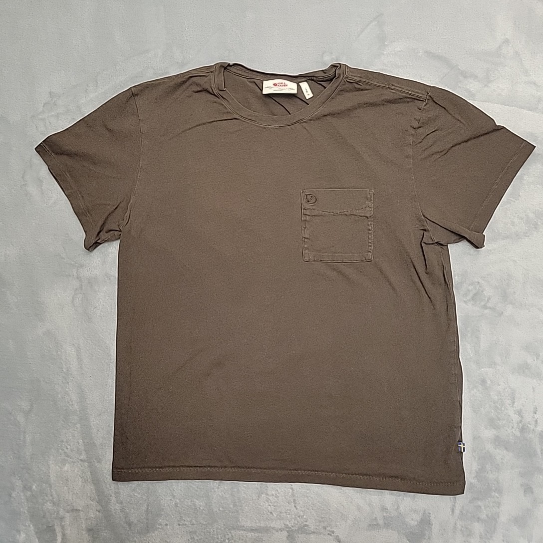 Fjall Raven Shirt Mens Medium Brown Ovik Crewneck Pocket Work Outdoors TEE