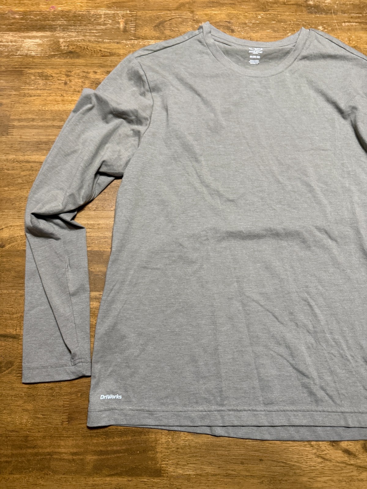 Athletic Works Shirt, Men's Size Medium, Green, Long Sleeve, Crew Neck gallery