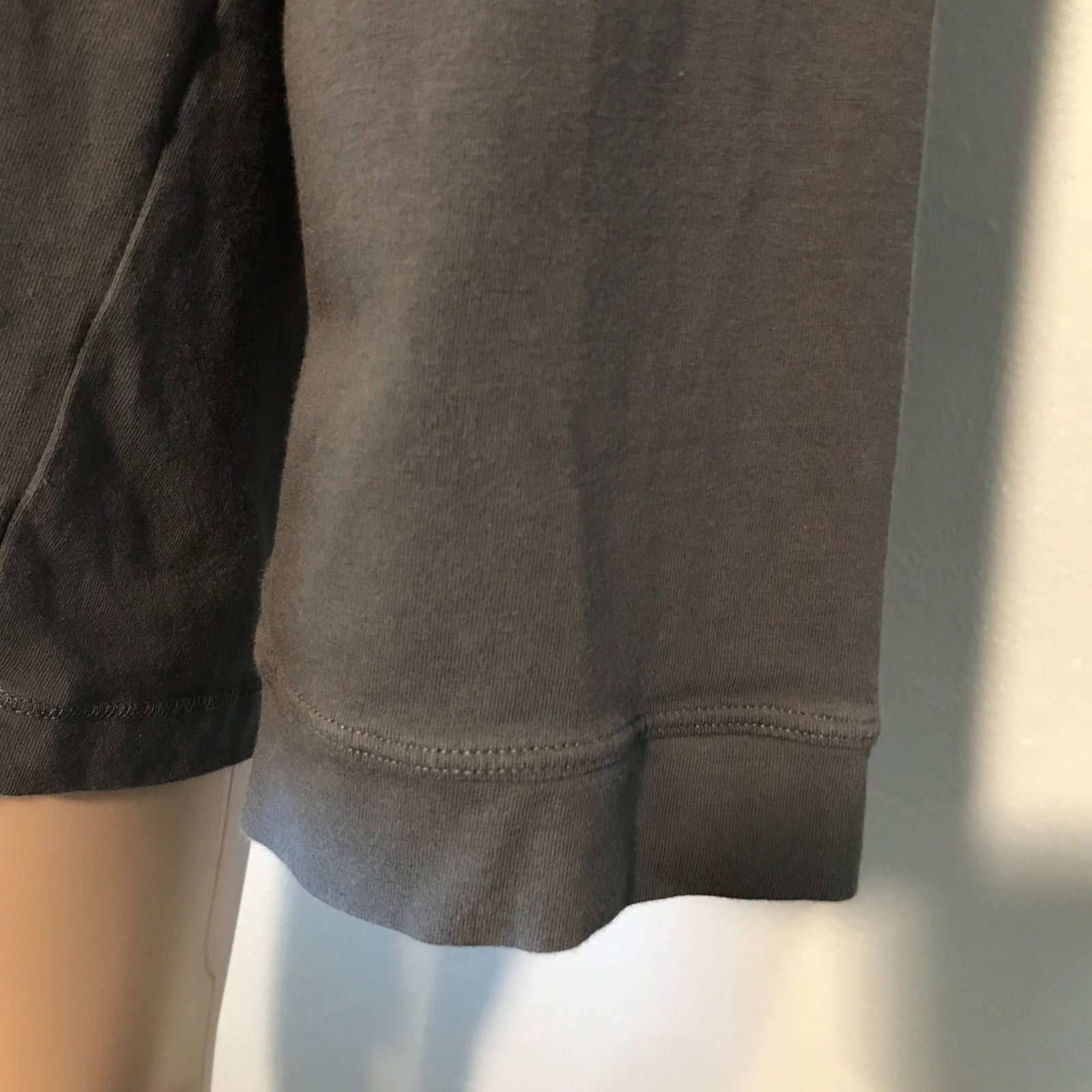 David Archy Women's Shirt Size L Gray V-Neck Pullover Long Sleeve Cotton Blend gallery