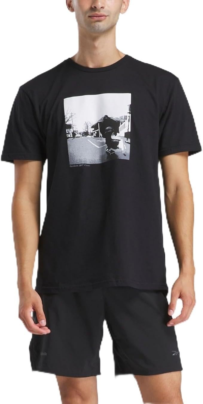 Reebok Men's Regular Fit Short Sleeve Graphic T-Shirt, Black, Size M gallery