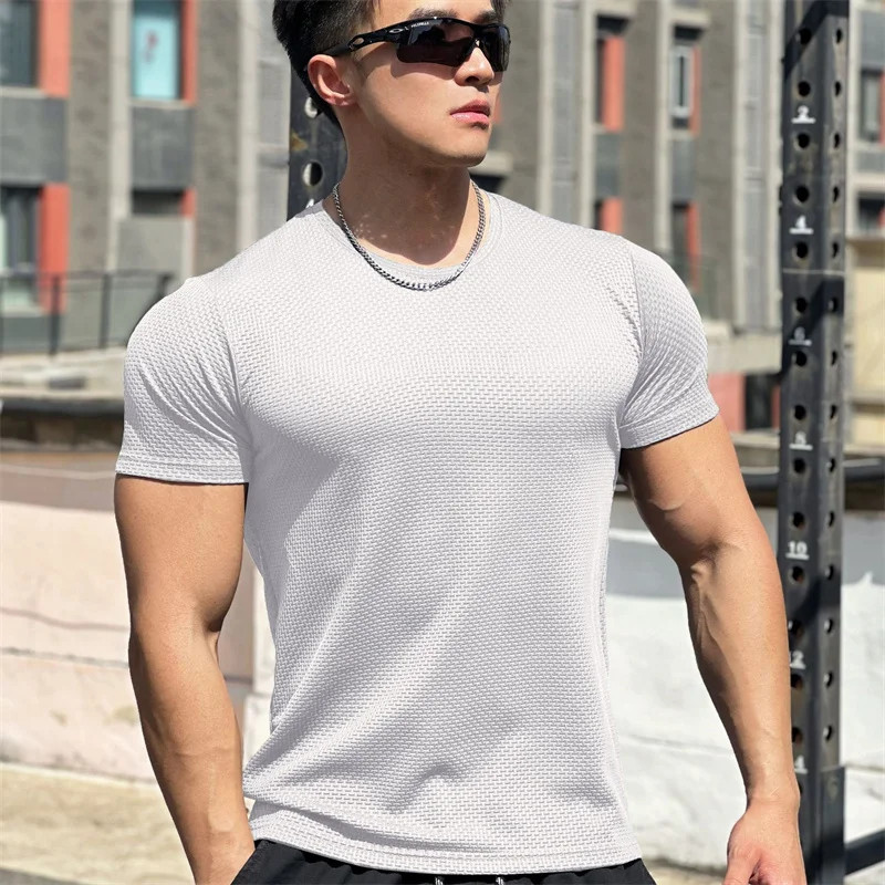 Quick-drying Slim Fit Men Sport T-shirt Summer Running Round Neck fitness Traini gallery