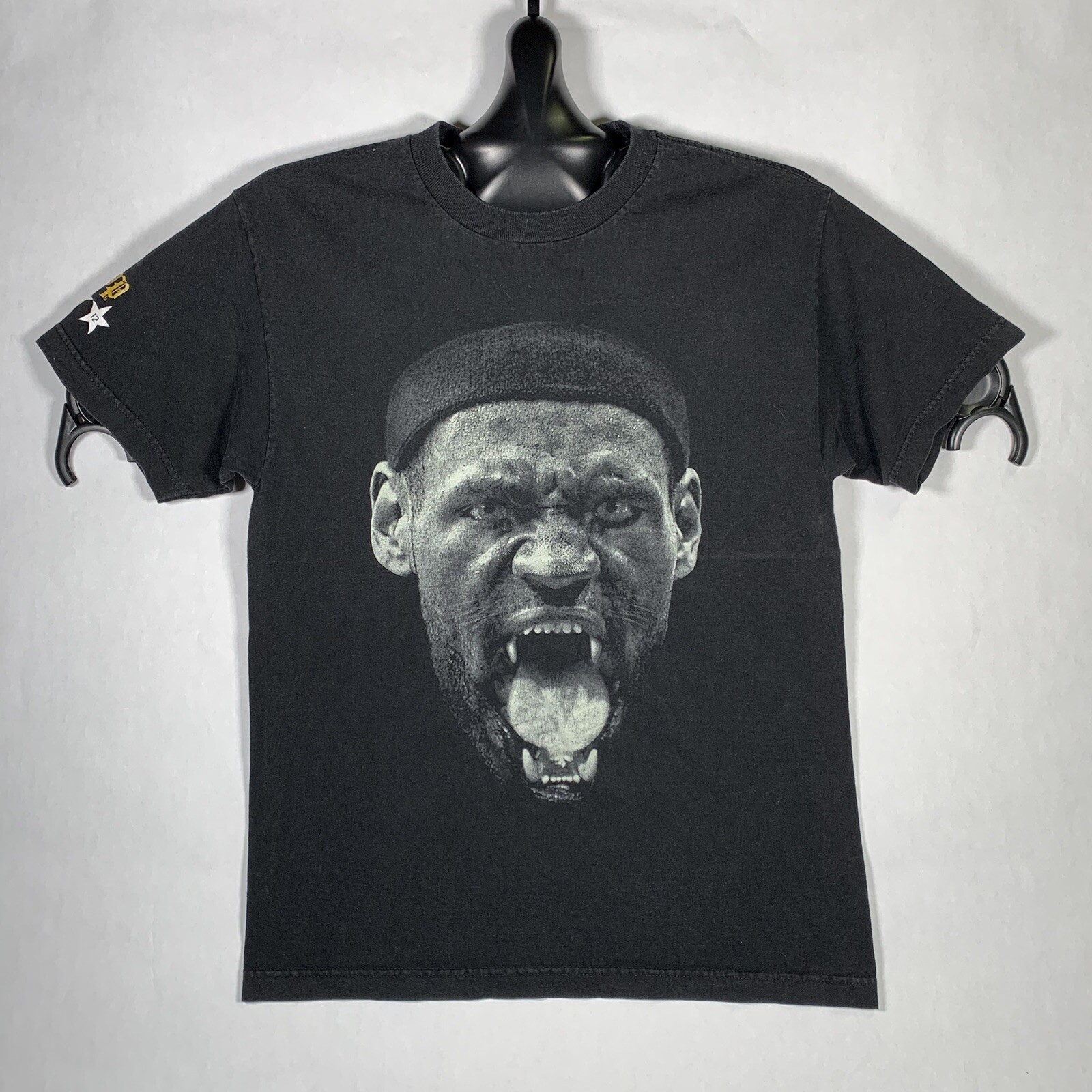 Lebron James Watch The Throne MVP UNKNWN T-Shirt BLACK size MEDIUM gallery