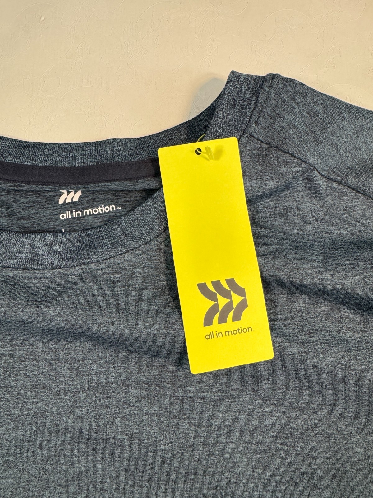 All in Motion Men's Relaxed Fit Soft Stretch T-Shirt Size Large Navy Blue gallery