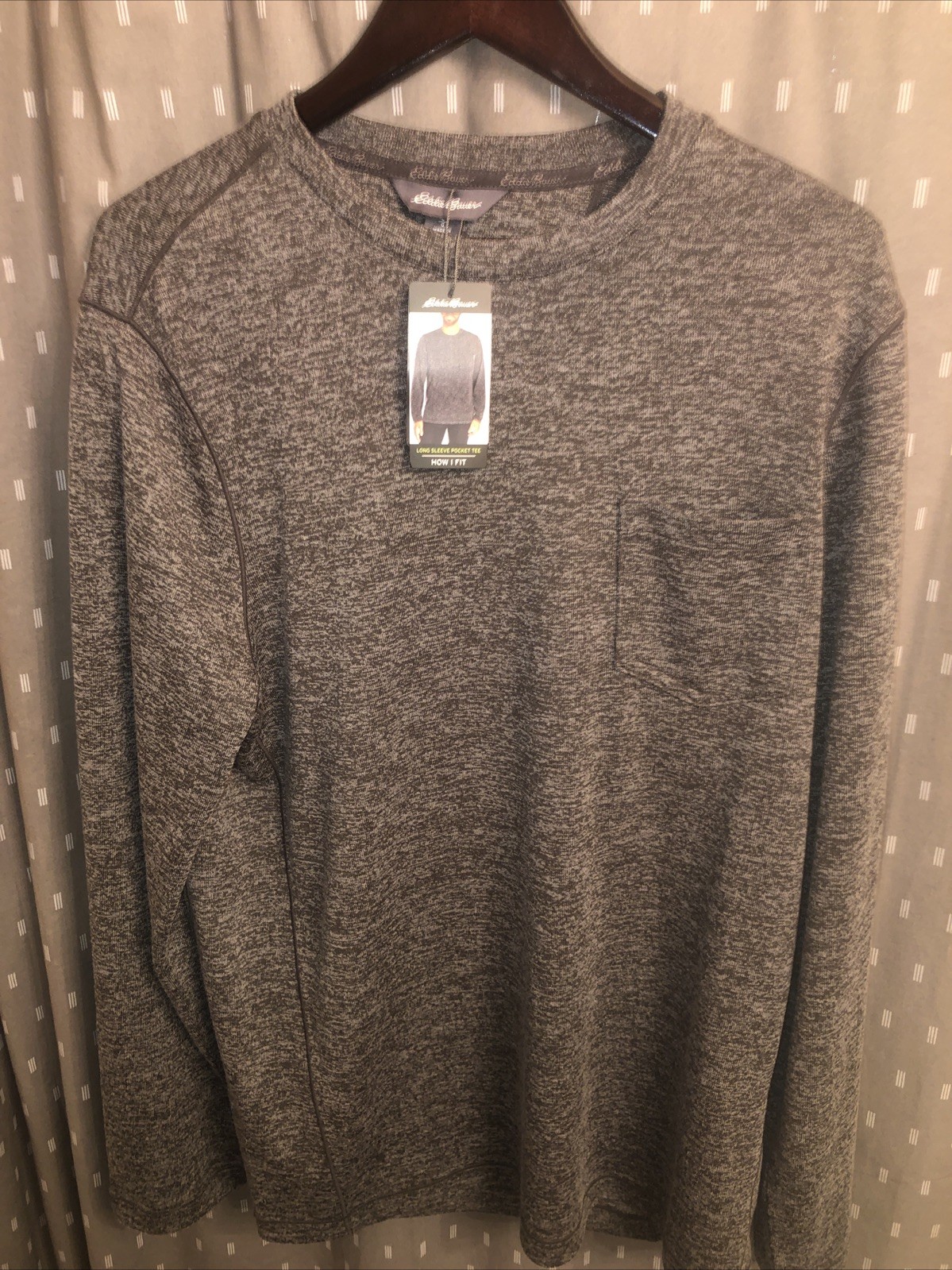 Eddie Bauer Long Sleeve Pocket Tee Textured Heather Gray Fabric Size Large NWT gallery