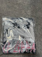 Def Leppard Black Spotted Bleach Dyed Retro Rock Band Shirt Large