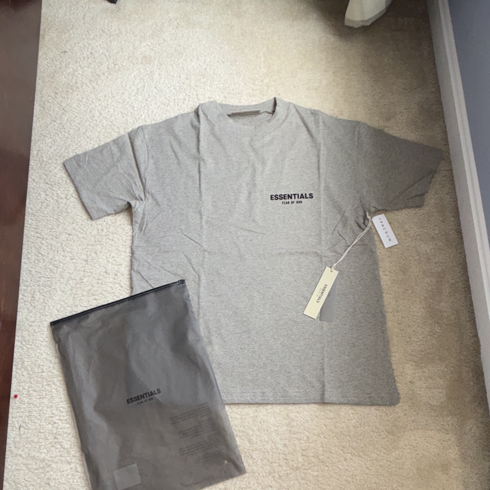 Essentials Fear of God Logo Crew Neck Short Sleeve Gray T-Shirt Men’s S gallery