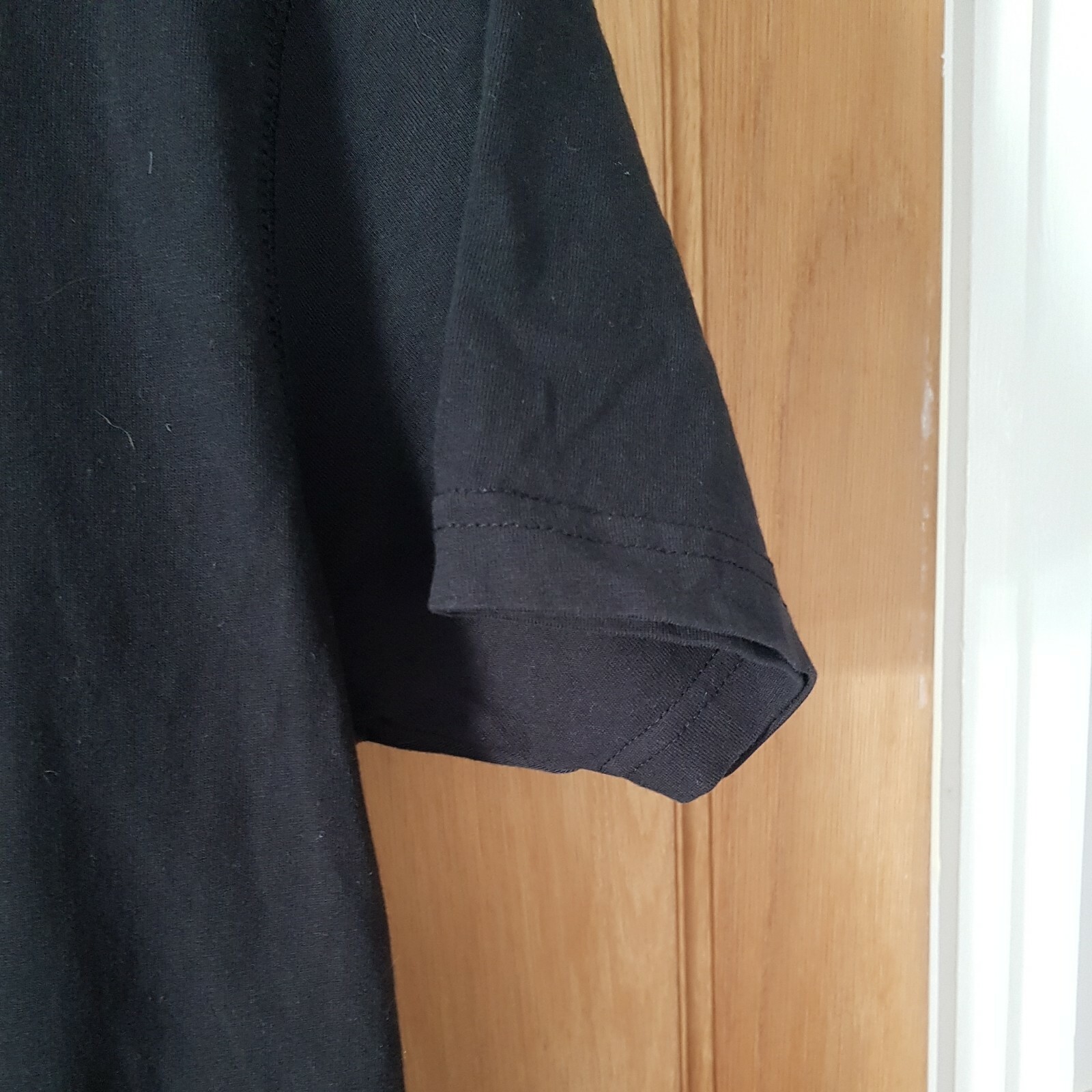 Slazenger Mens Black T Shirt Size XS Good Used Condition gallery