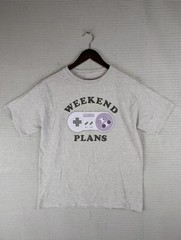 Nintendo T-shirt Weekend Plans gaming controller funny size large fits medium