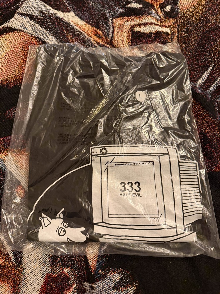 Half Evil Men’s Size L Large Computer Dog 333 I Went To T Shirt Brand New