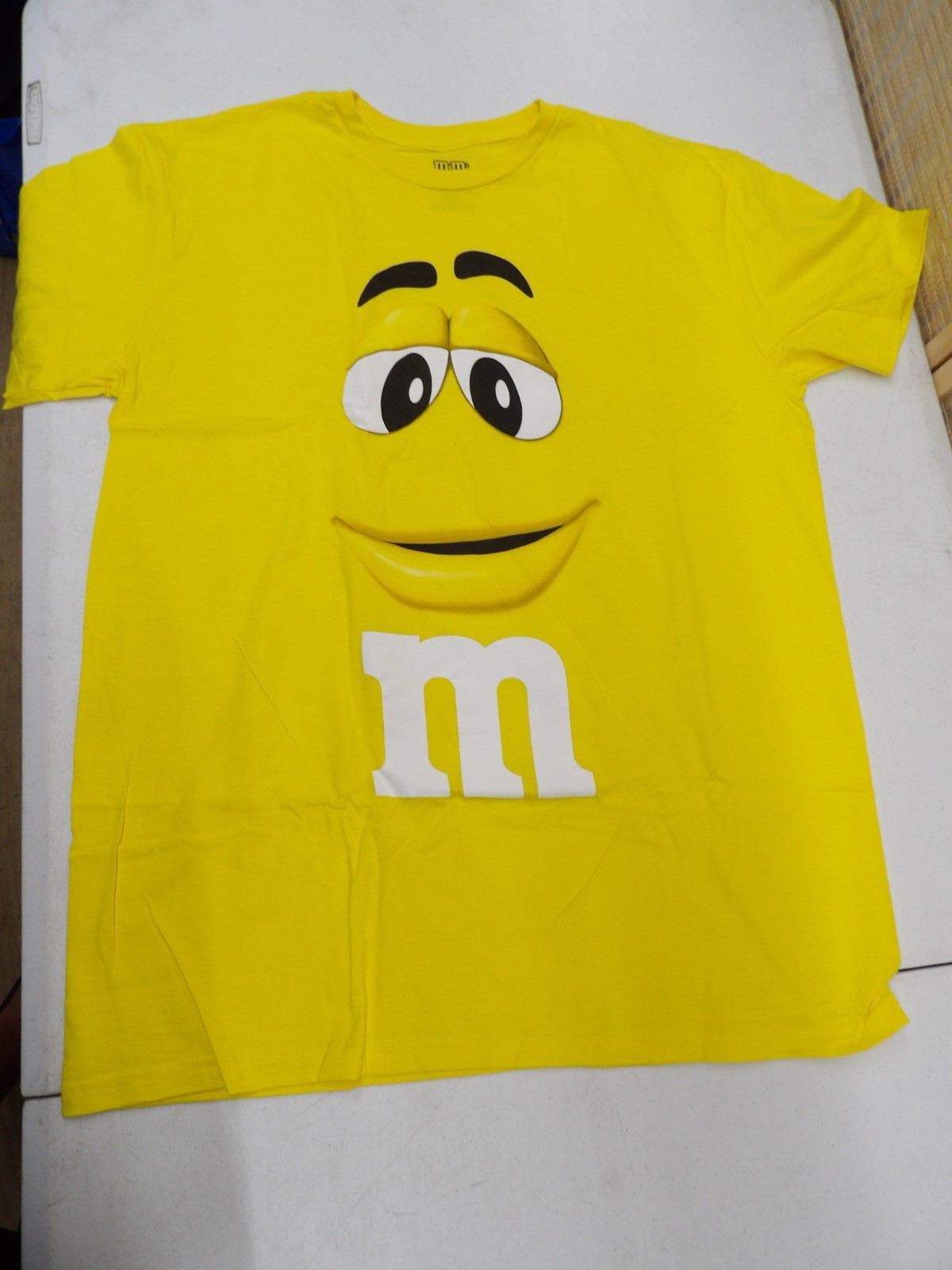 Adult Unisex Yellow L M&M's Face Halloween Cosplay Costume T-Shirt gallery