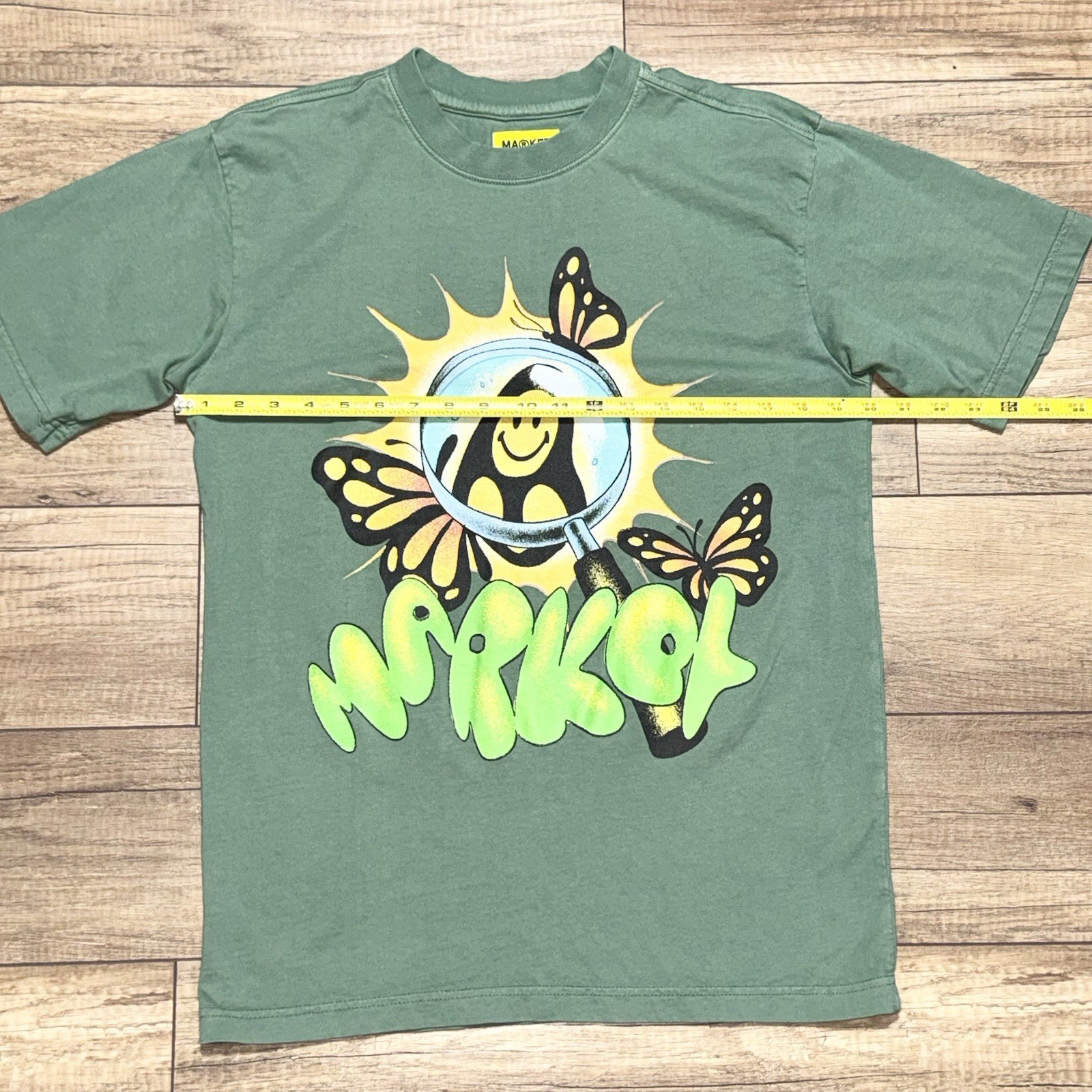 Chinatown Market Smiley Streetwear Green Butterfly Art Graphic T Shirt Mens S gallery