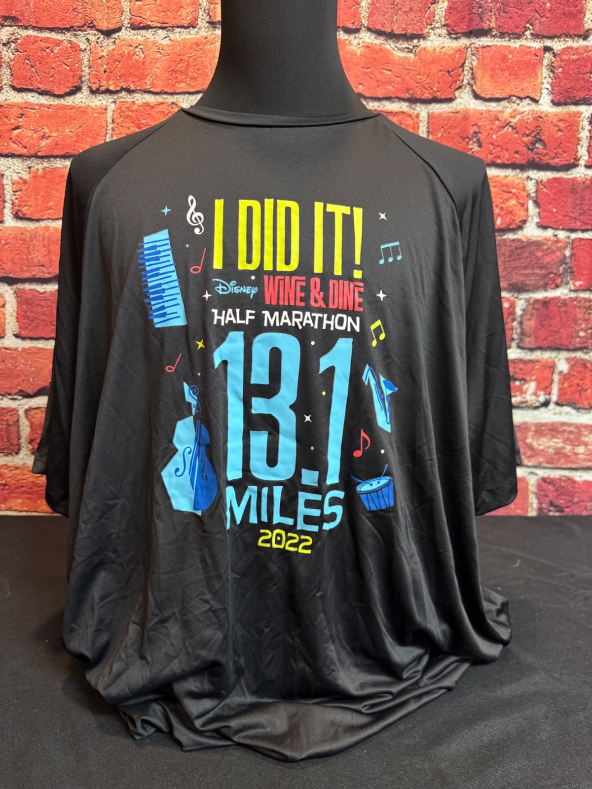 RunDisney 2022 13.1 Miles Black Shirt "I DID IT" Wine Dine Half Marathon 3XL NWT gallery