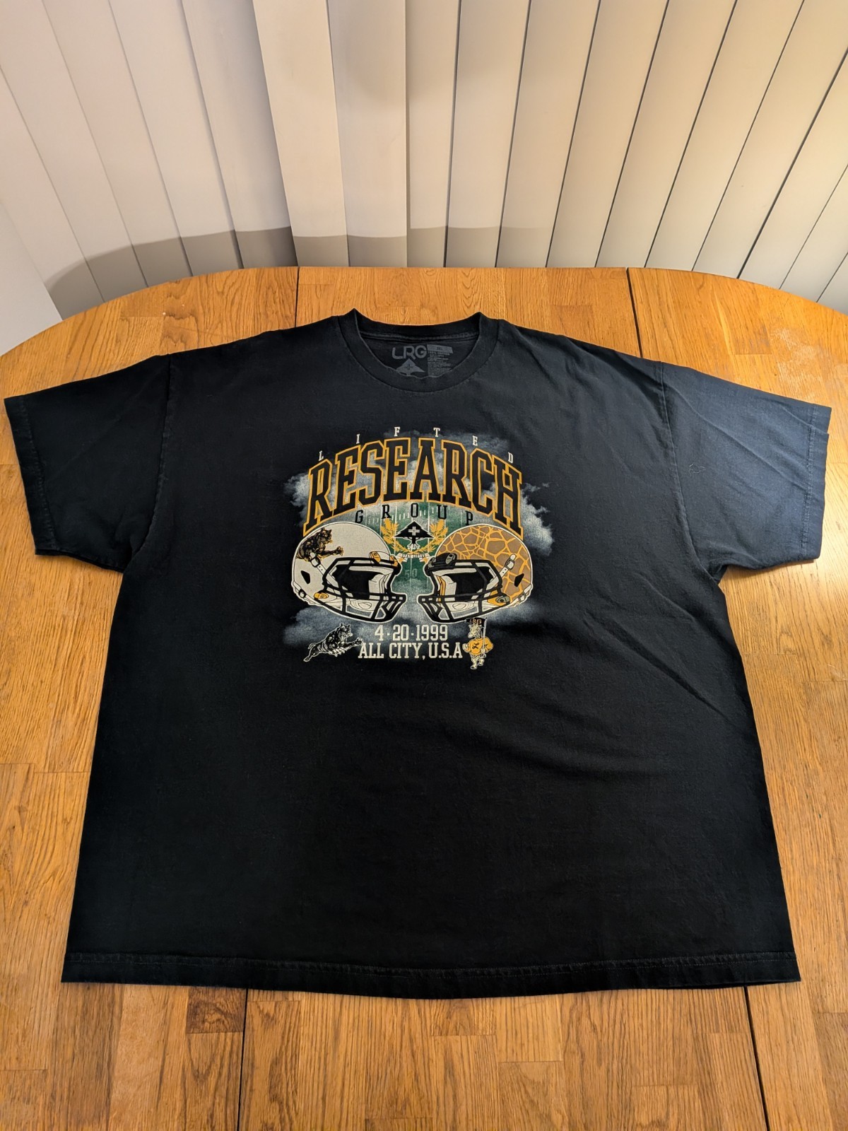 LRG Men’s 3XL Black All City U.S.A. Football Graphic Print Crew Neck Tee gallery