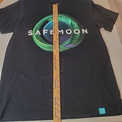 Safemoon Cryptocurrency Logo Graphic T-Shirt Black Size Large Made in USA