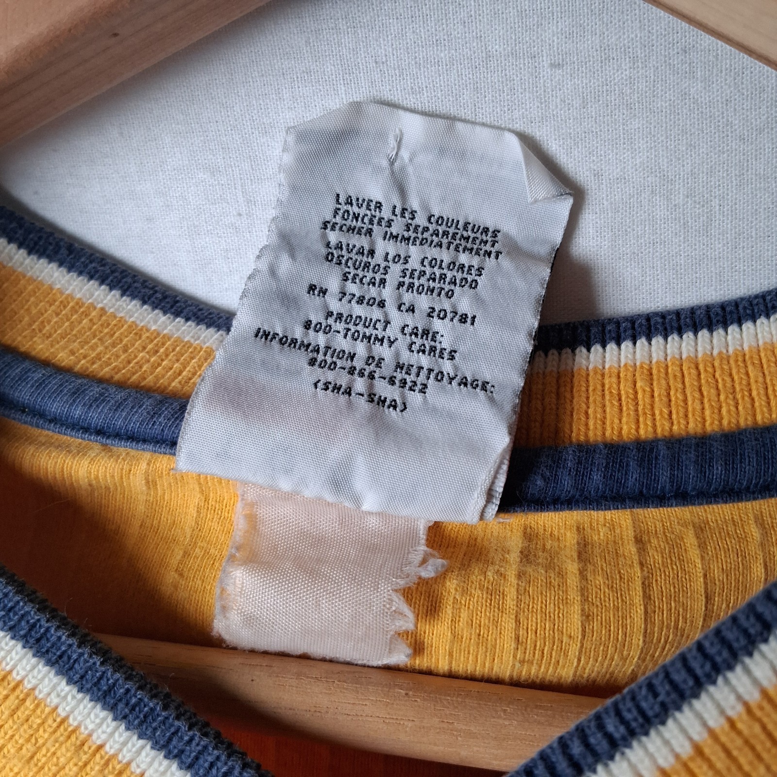 Vintage 1990s Tommy Jeans Shirt Men L Ribbed Knit Gold Long Sleeve V Neck gallery