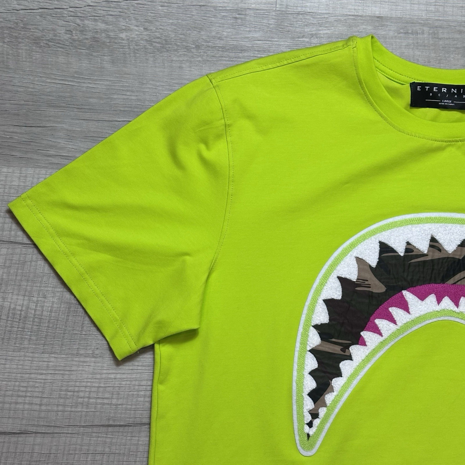 Eternity BC/AD Mens Volt Green Shark Mouth Crew Neck Pullover T-Shirt Size Large gallery