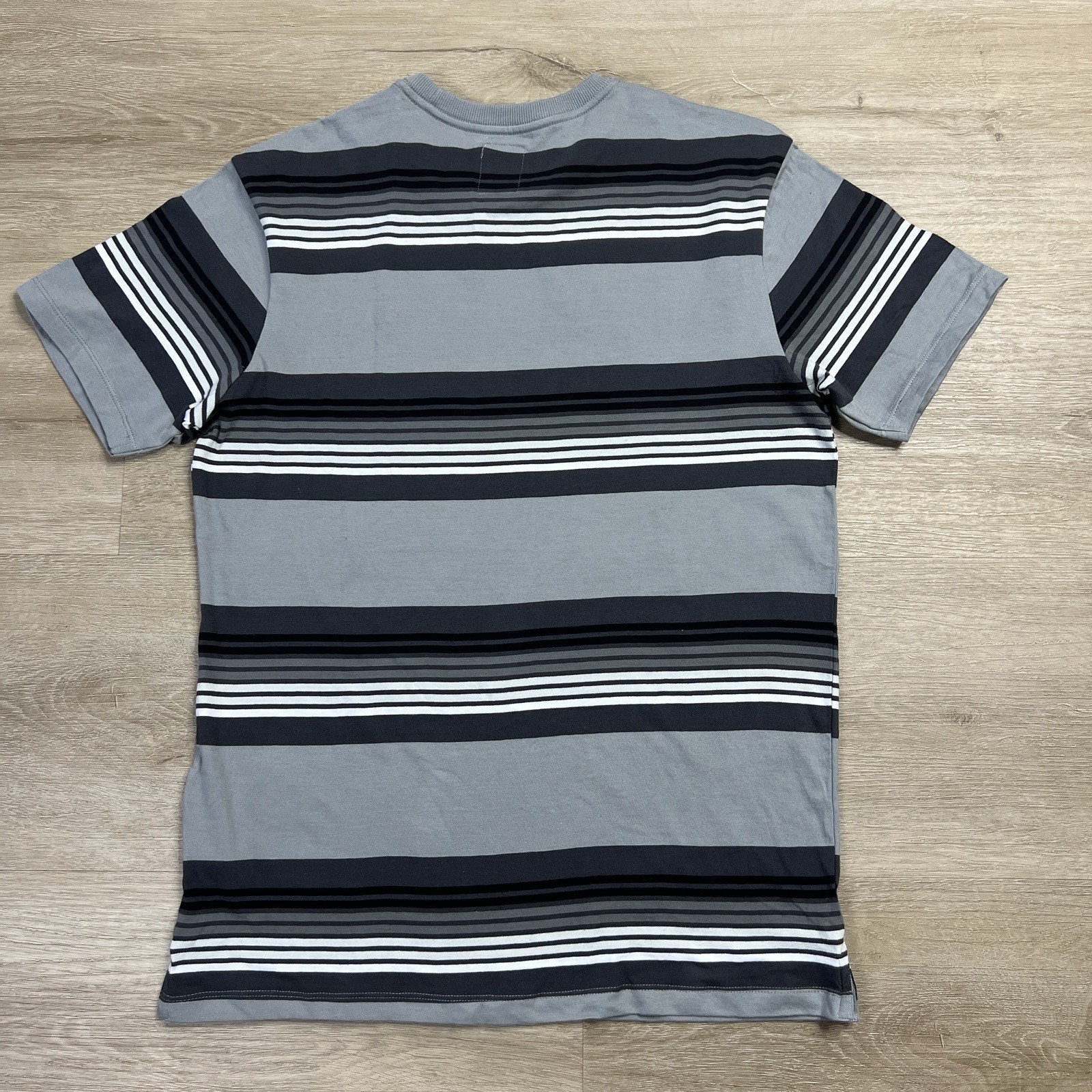 Hang Ten Striped Pocket Tshirt Short Sleeve Black Gray White Mens Size Small NWT gallery